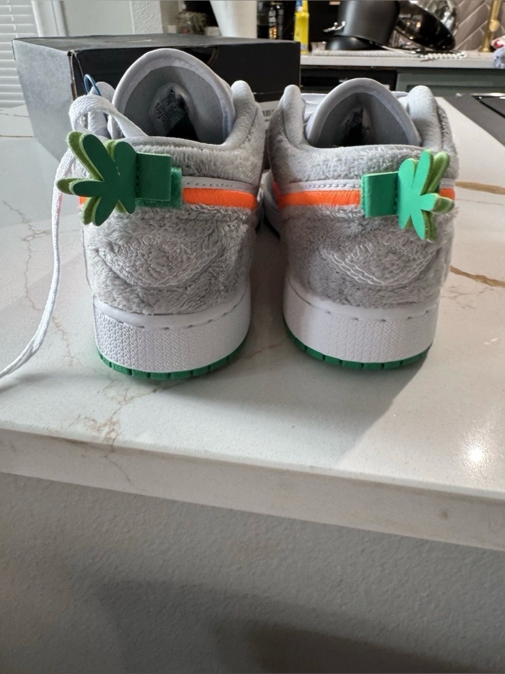 *RARE* NIB Air Jordan 1’s Low, Carrot, Size 6Y